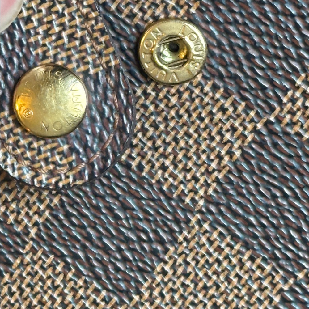 Louis Vuitton Damier Ebene - Picture 4 of 17